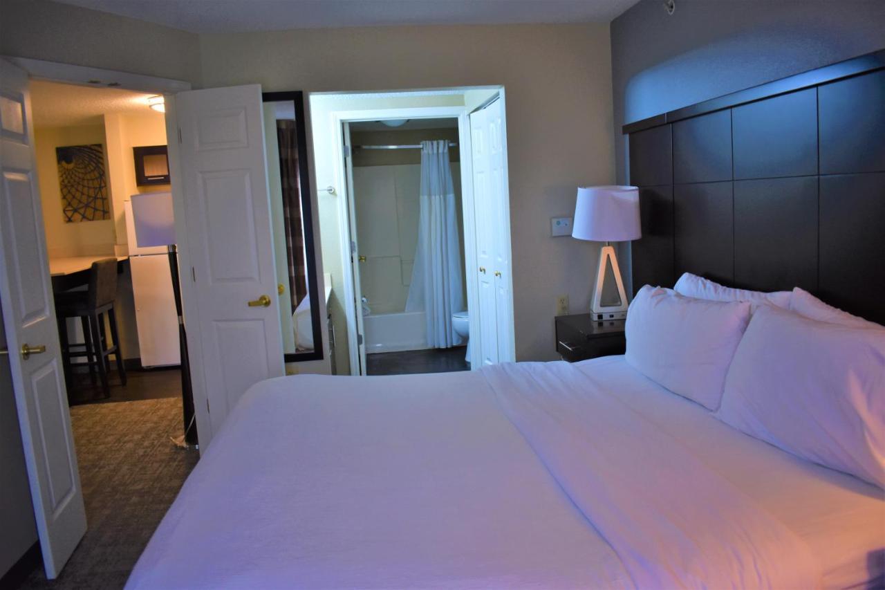 Staybridge - South Brunswick By Ihg Hotel Cranbury