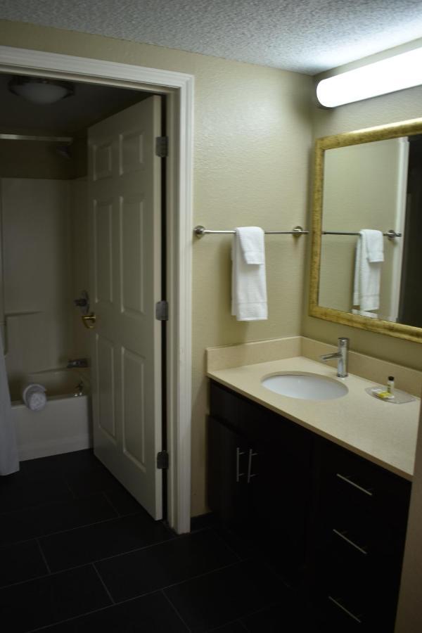 Staybridge - South Brunswick By Ihg 3* Cranbury