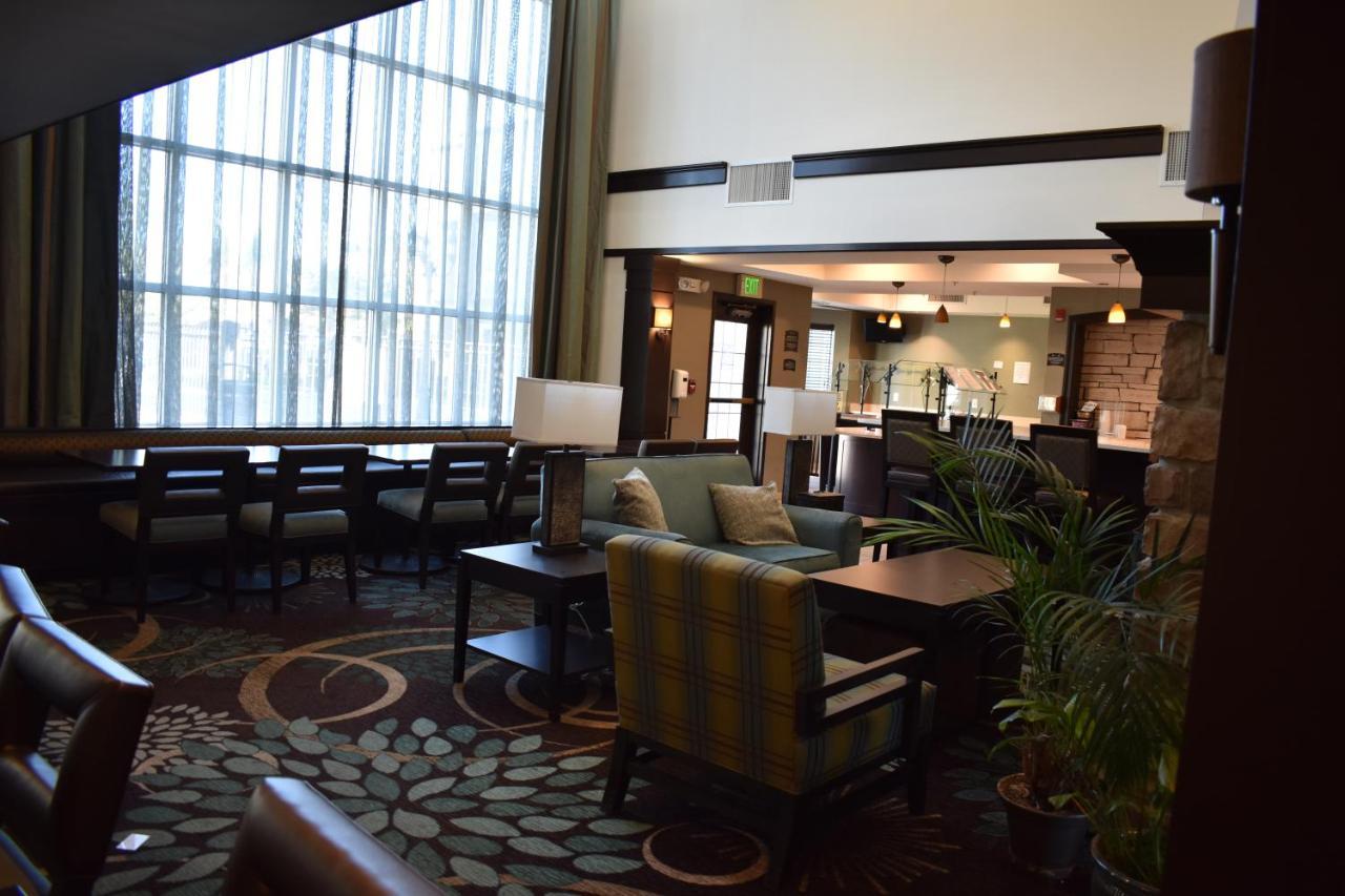 Hotel Staybridge - South Brunswick By Ihg