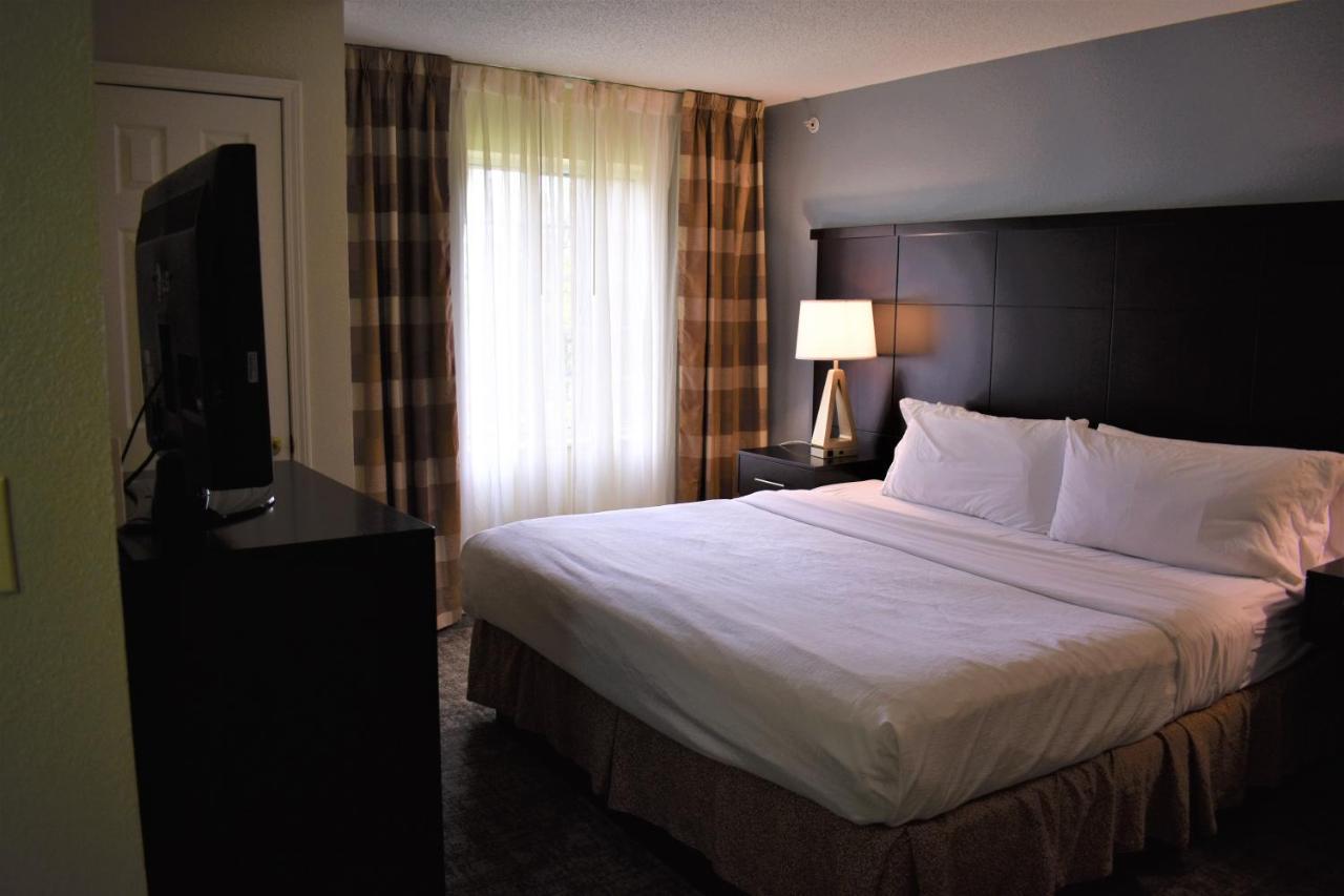 Hotel Staybridge - South Brunswick By Ihg Cranbury