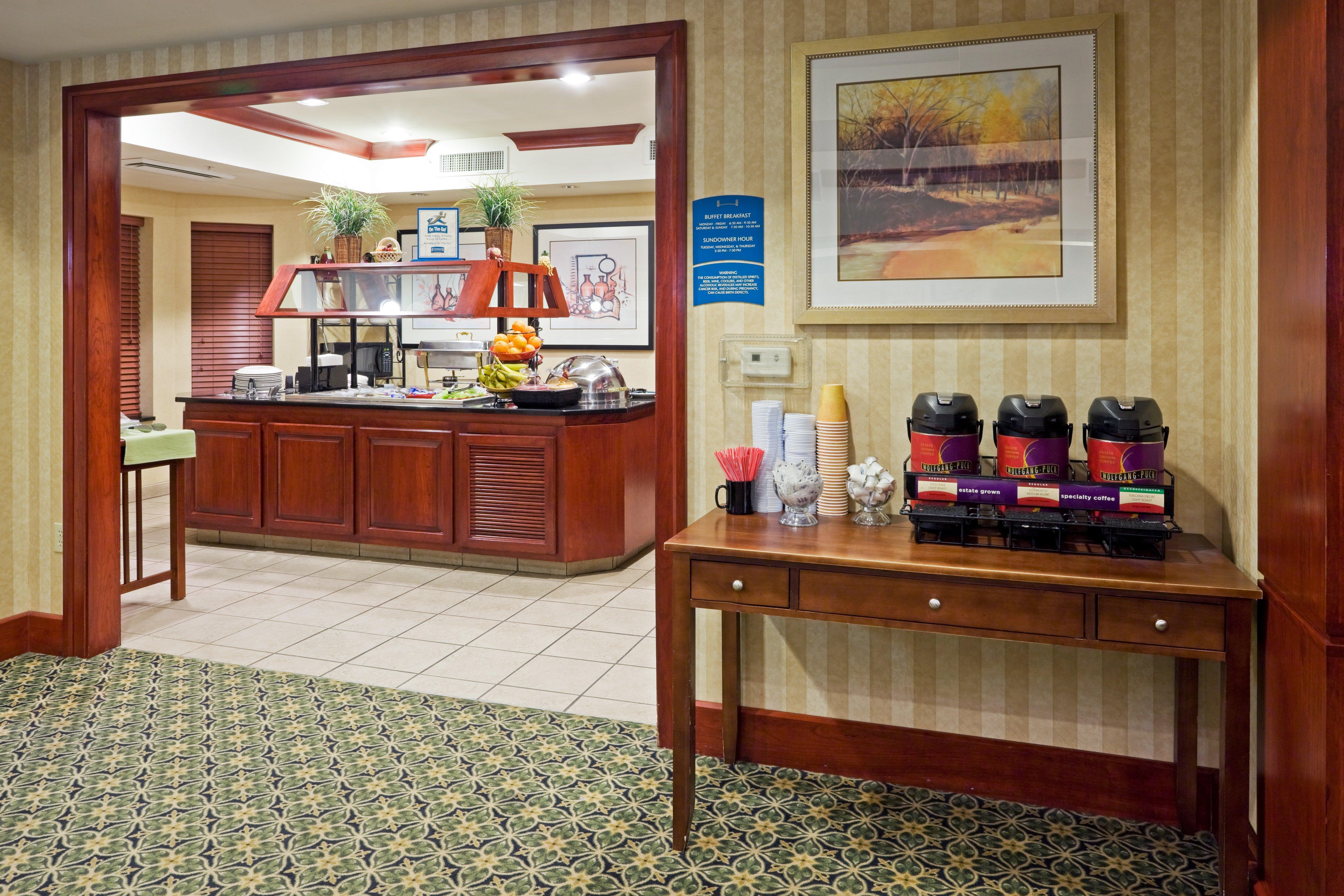 Hotel Staybridge - South Brunswick By Ihg